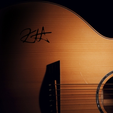 Наклейка на гитару автограф Кирка Хэммета