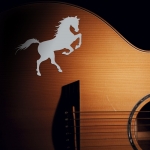 Наклейка конь на гитару