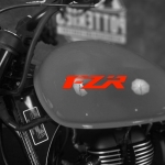 Наклейка на мотоцикл YAMAHA FZR